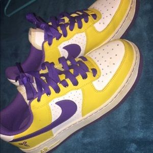 AF-1 Lakers limited addition